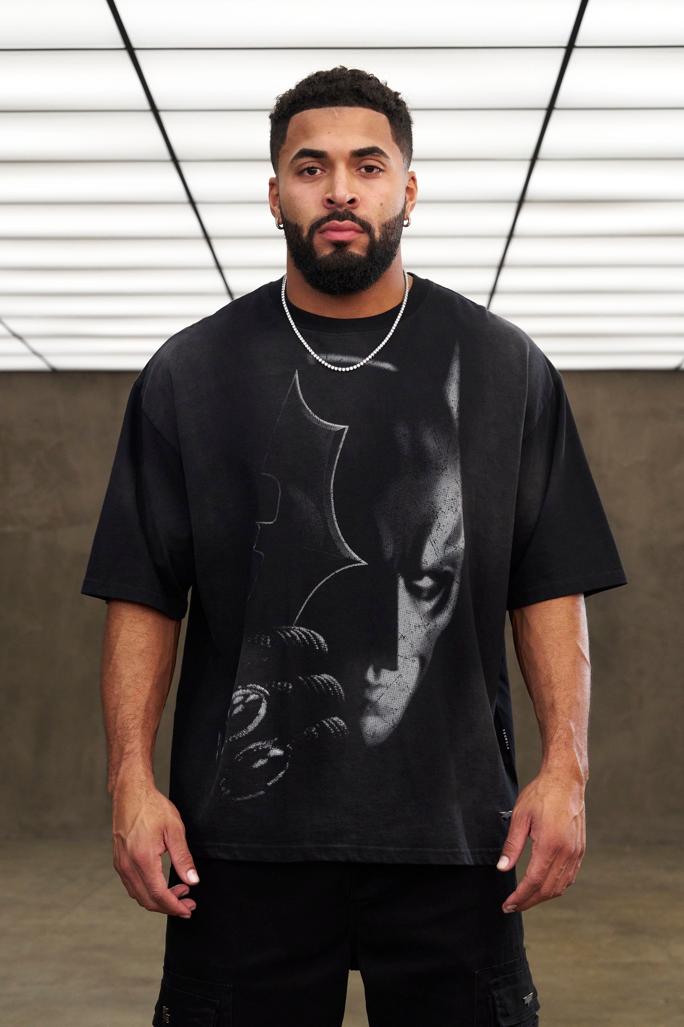 4254 - Batman Shadow Tees